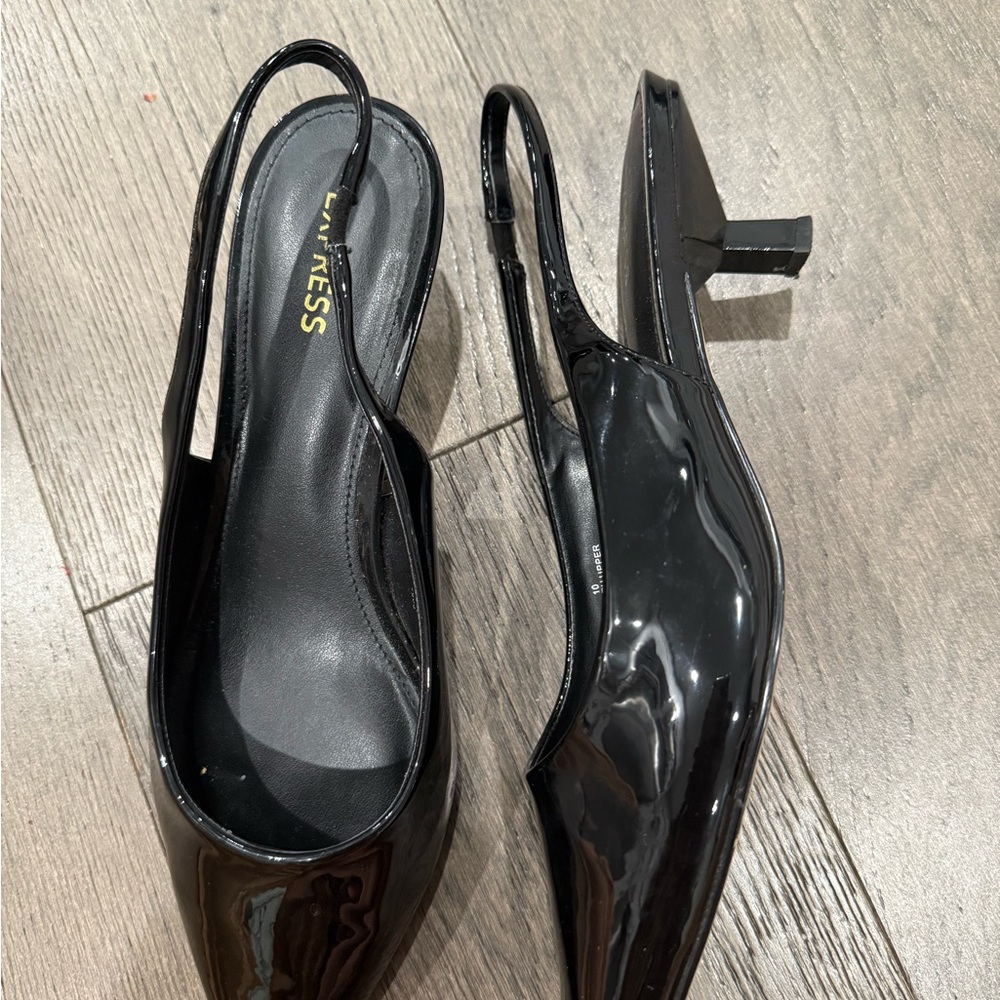 Express Black Patent Slingback Kitten Heels Size 10 – 2” Faux Leather